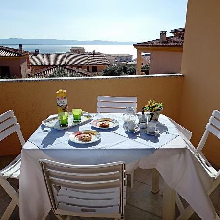 Appartement Tanca Della Torre Trilocale Vista Mare à Isola Rossa Extérieur photo
