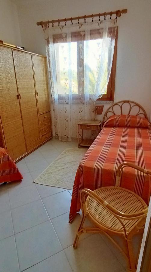 Appartement Tanca Della Torre Trilocale Vista Mare à Isola Rossa Extérieur photo